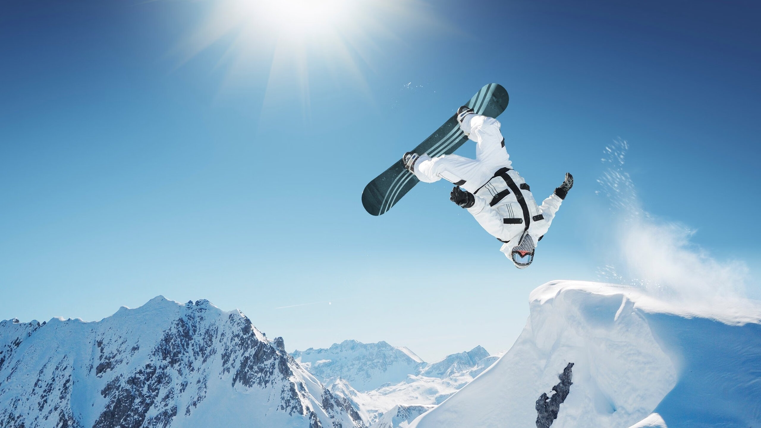 kaiyun app download-球场冲突：暴力事件背后的原因分析，足球场暴力冲突